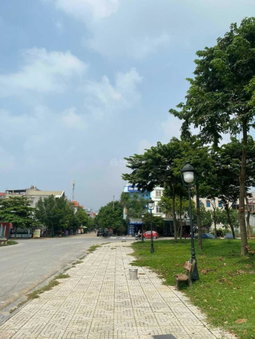 Apartment for sale in Viet Tri, Vietnam · Gia Cam Ward · 2 rooms, 2 baths