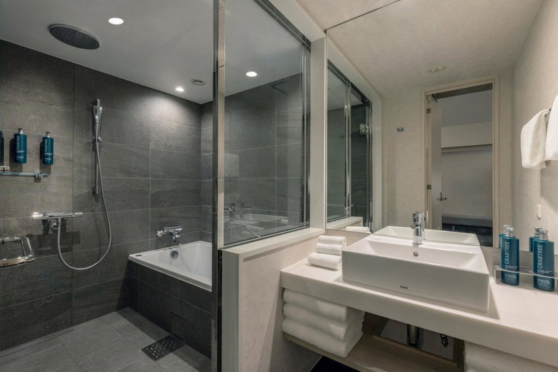 DoubleTree by Hilton Tokyo Ariake, Urayasu, Япония