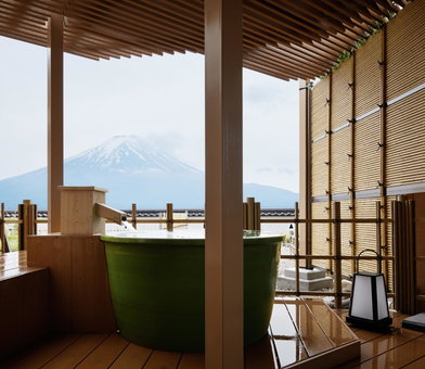 Fujikawaguchiko Onsen Konanso, Fujiyoshida, Japón