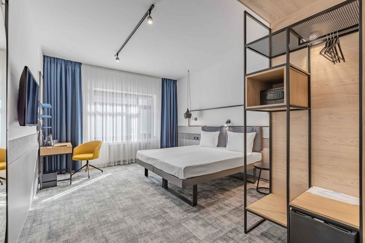 IQ Hotel, Ukraine