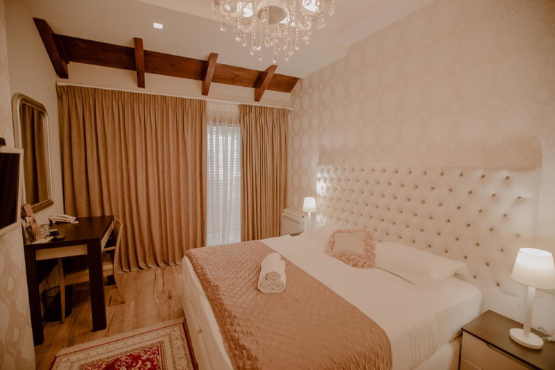 Green House Hotel & Restaurant, Tirana, Albania