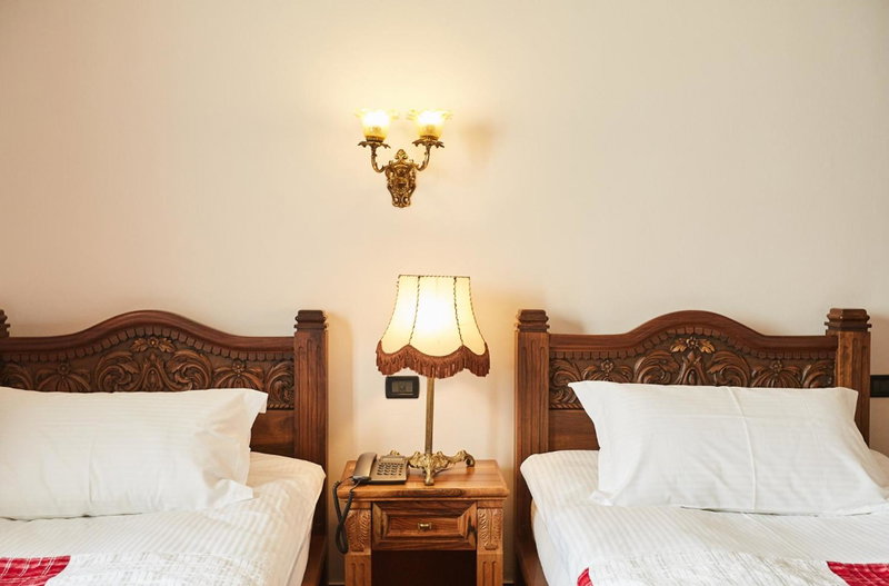 Brilant Antik Hotel, Tirana, Albania