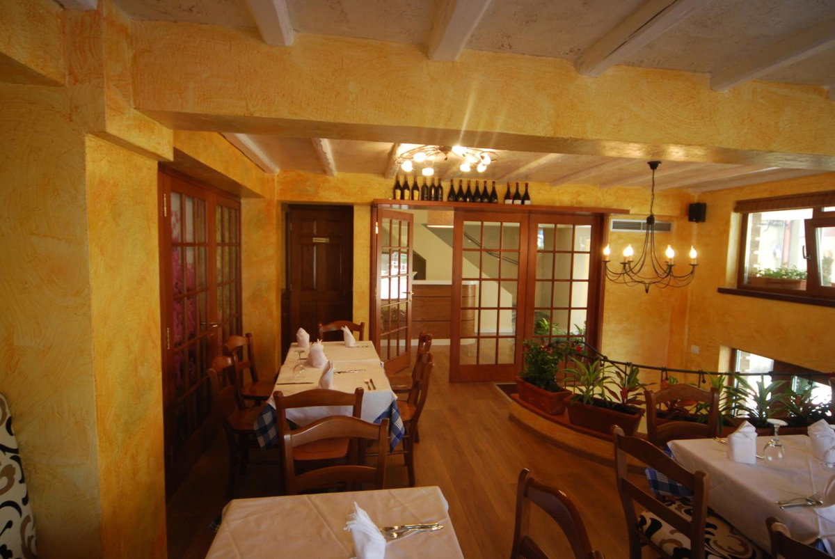 Hotel · Hotel Town House, Tirana