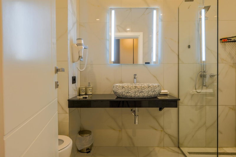 Royal East Resort, Tirana, Albania