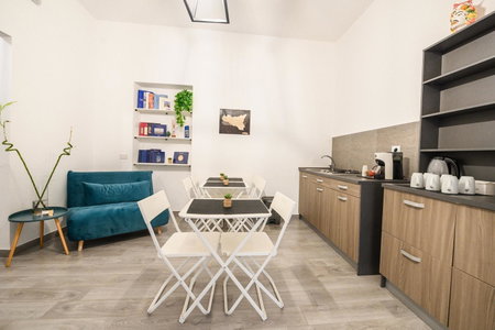 Central New Bazaar Essil Flat with Parking, Tirana, Albania