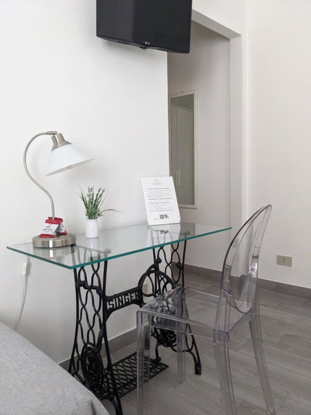 Central New Bazaar Essil Flat with Parking, Tirana, Albania