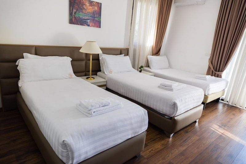 Chateau Linza Resort, Tirana, Albania