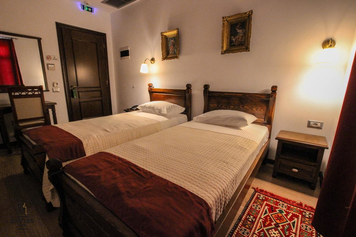 Hotel Kastro, Albania
