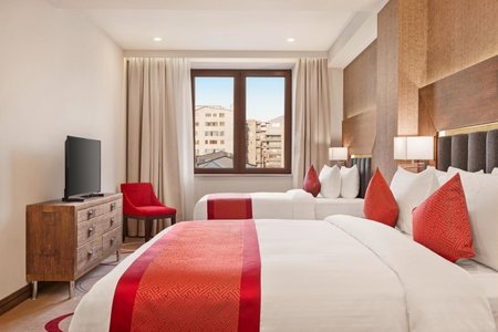 Ramada Hotel & Suites by Wyndham Yerevan, Yerevan, Армения