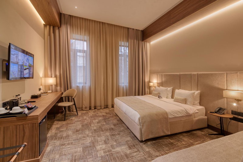 Hayasa Hotel Yerevan, Yerevan, Армения