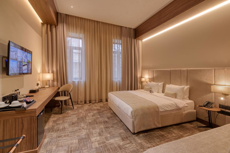 Hayasa Hotel Yerevan, Yerevan, Армения