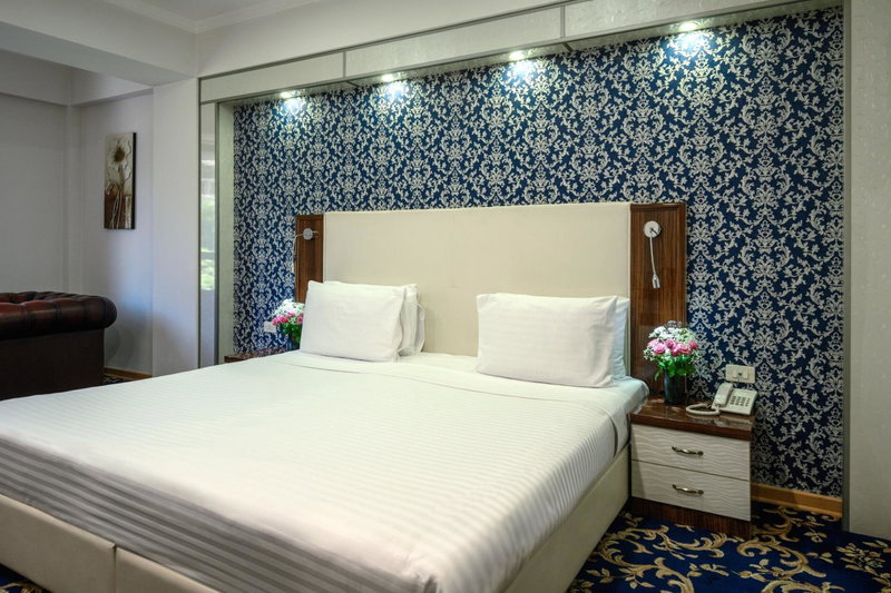 Royal Plaza by Stellar Hotels, Yerevan, Yerevan, Armenia