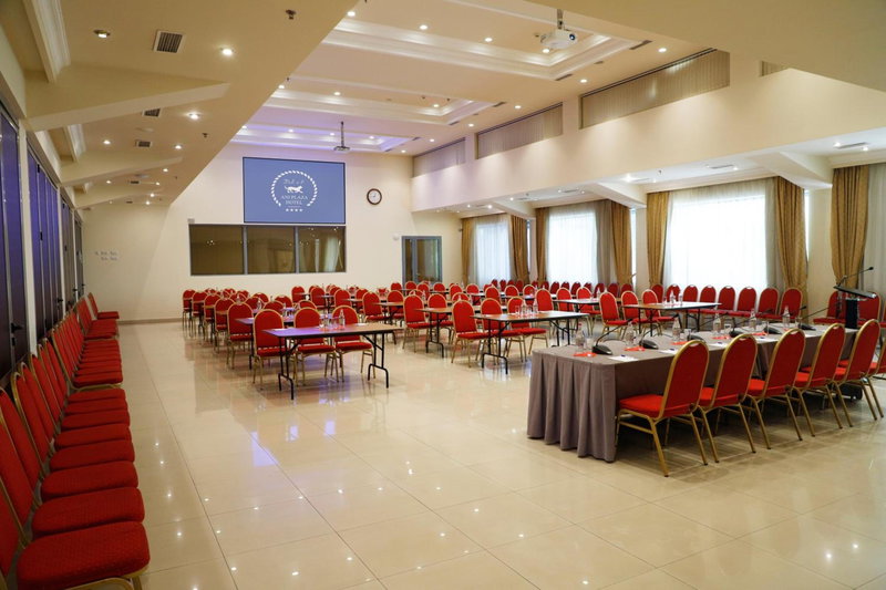 Ani Plaza Hotel, Yerevan, Армения