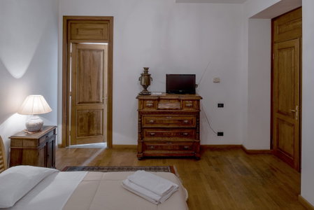 Villa Ayghedzor, Yerevan, Armenia