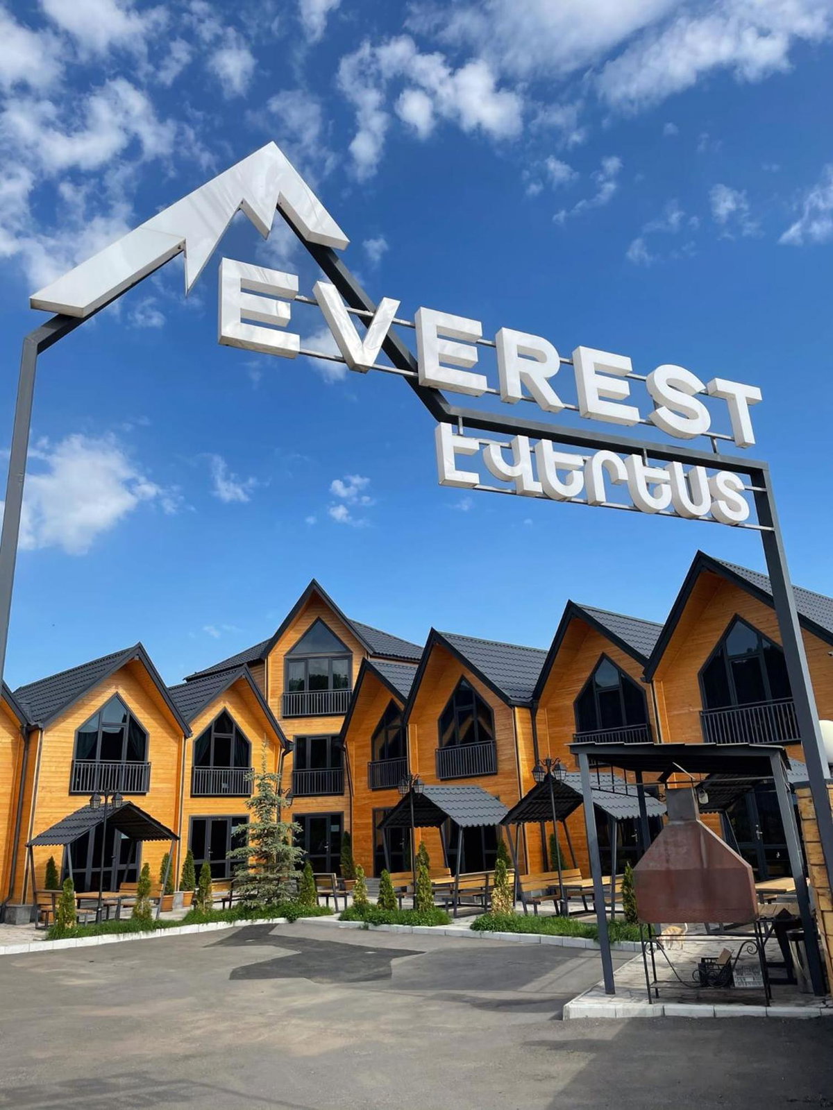 Everest Rest House, Armenien