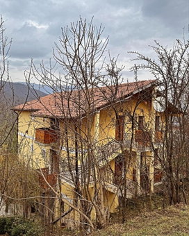 Verin Tun, Dilijan, Armenia