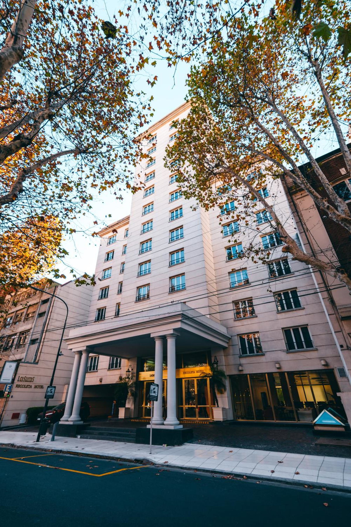 Отель · Loi Suites Recoleta Hotel, Retiro