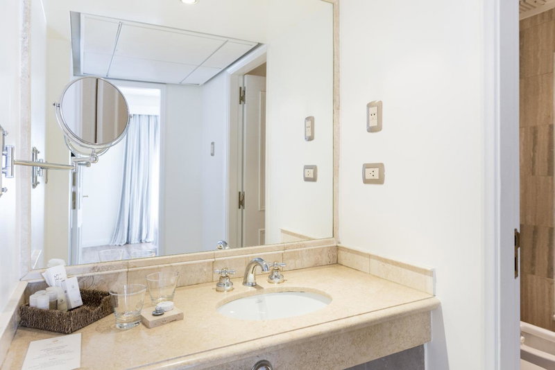 Loi Suites Recoleta Hotel, Retiro, Argentina