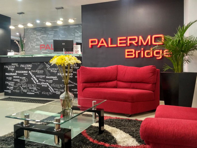 Palermo Bridge, Colegiales, Argentinien
