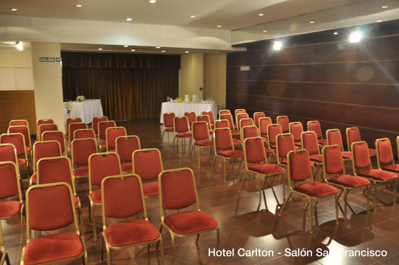 Hotel Solans Carlton, Retiro, Аргентина