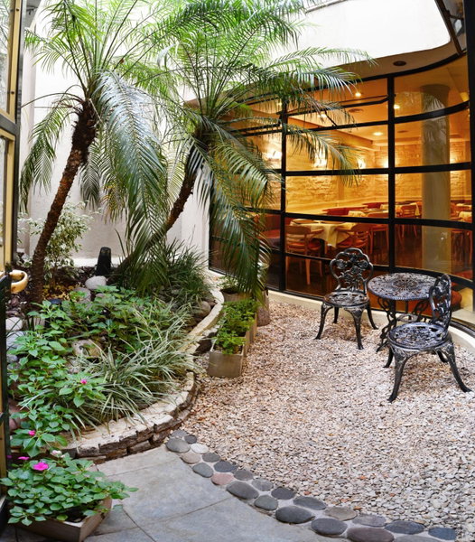 Sarmiento Palace Hotel, Balvanera, Argentina