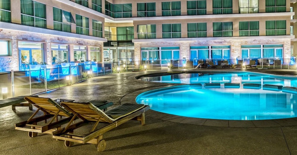 Hôtel · Howard Johnson by Wyndham Neuquen, Plottier