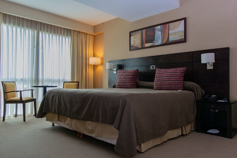 Howard Johnson by Wyndham Neuquen, Plottier, Argentine