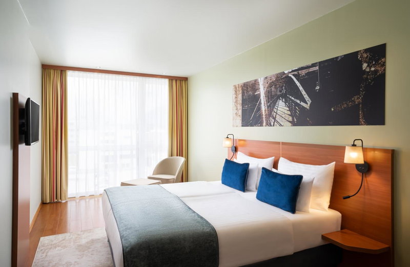 Leonardo Hotel Salzburg Airport, Salzburg, Austria