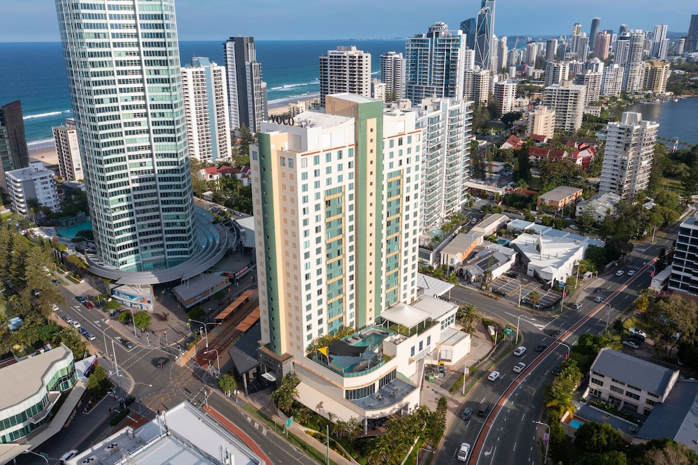 Voco Gold Coast, Australia