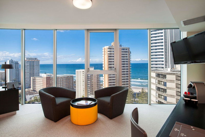 Hilton Surfers Paradise Hotel & Residences, Surfers Paradise, Australia