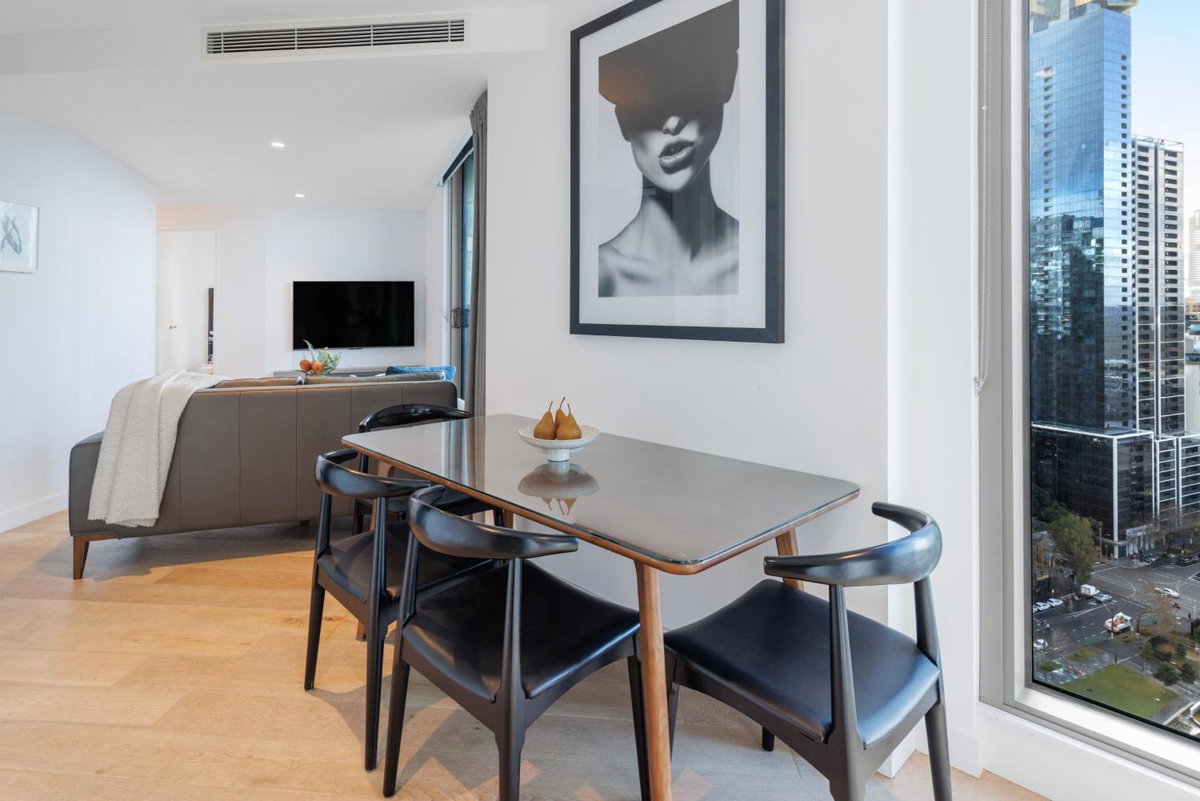 Hotel · Imagine Marco, Southbank