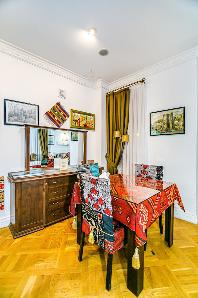 Hôtel · Deniz Inn Boutique Hotel, Baku