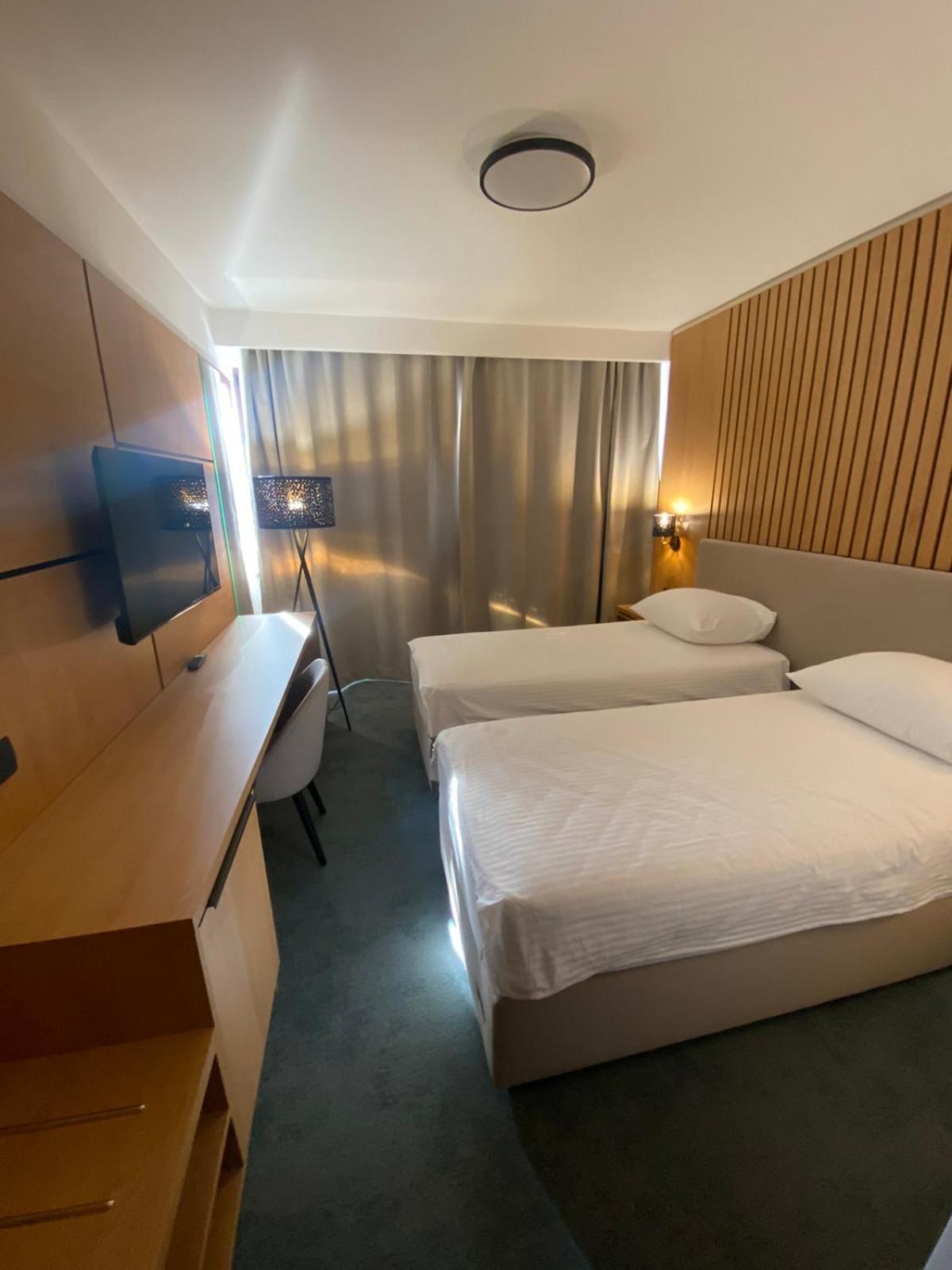 Hotel · Hotel Grand, Sarajevo