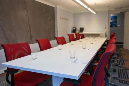 Holiday Inn Hotel Brussels Airport by IHG, Zaventem, Бельгия