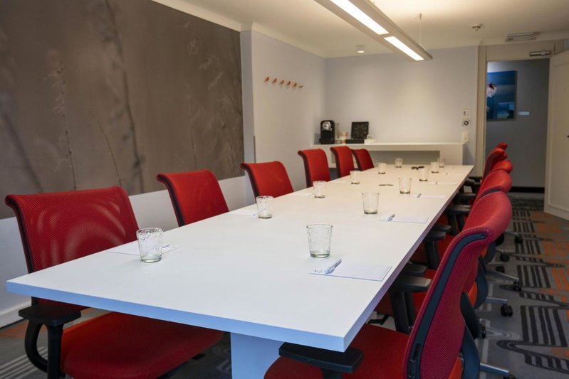 Holiday Inn Hotel Brussels Airport by IHG, Zaventem, Бельгия