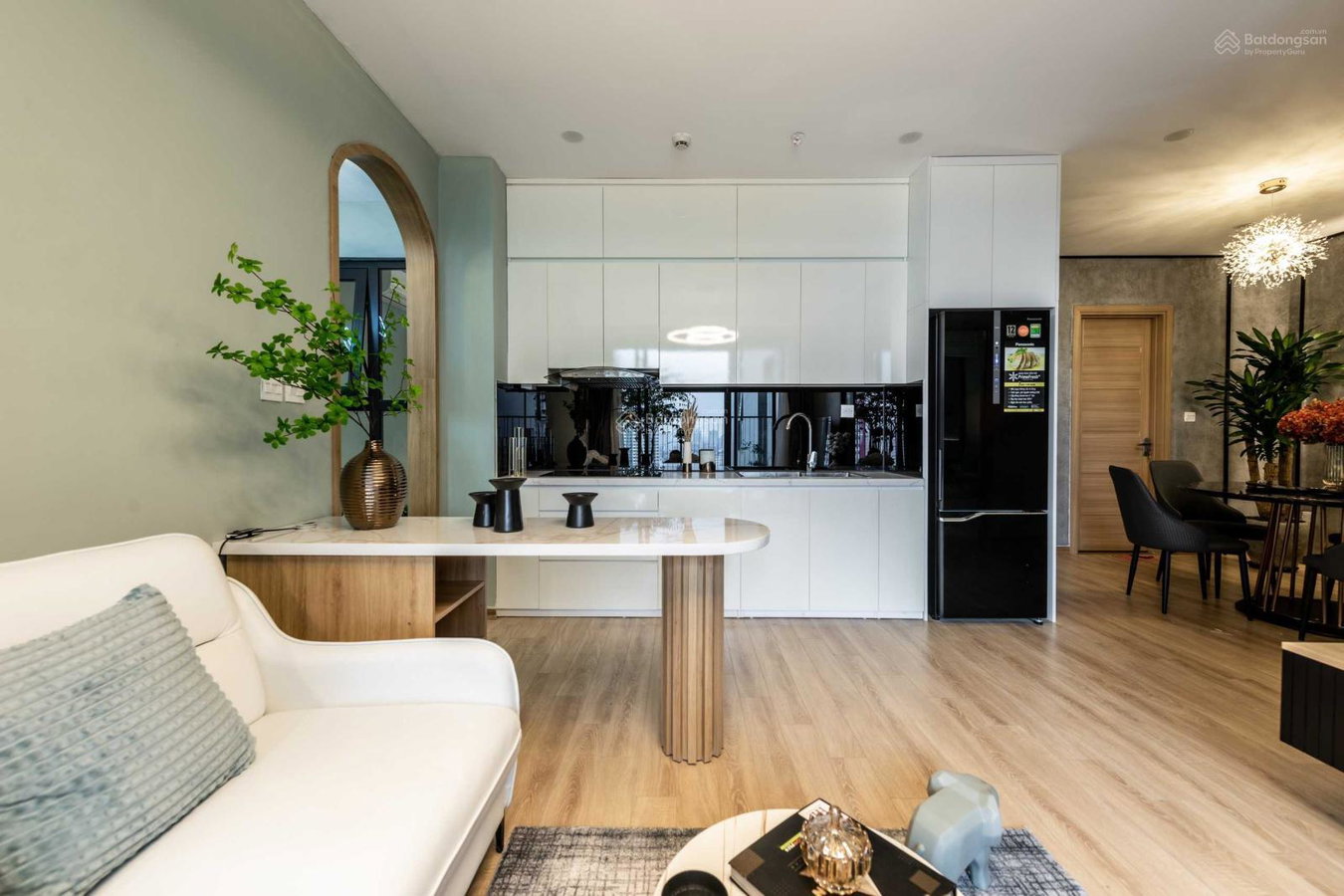 Apartment for sale in Hanoi, Vietnam · Yen Hoa Project · 2 rooms, 2 baths