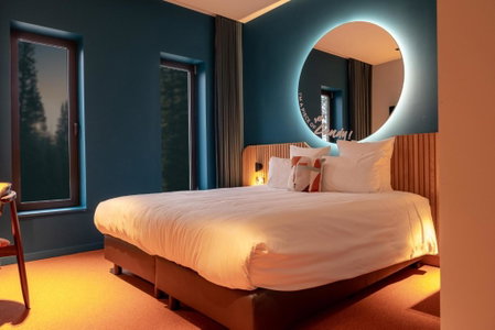 Mah Hotel, Saint-Ghislain, Bélgica