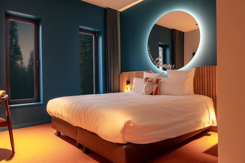 Mah Hotel, Saint-Ghislain, Bélgica