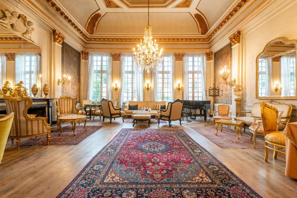 Отель · Boutique Hotel Die Swaene, Brugge