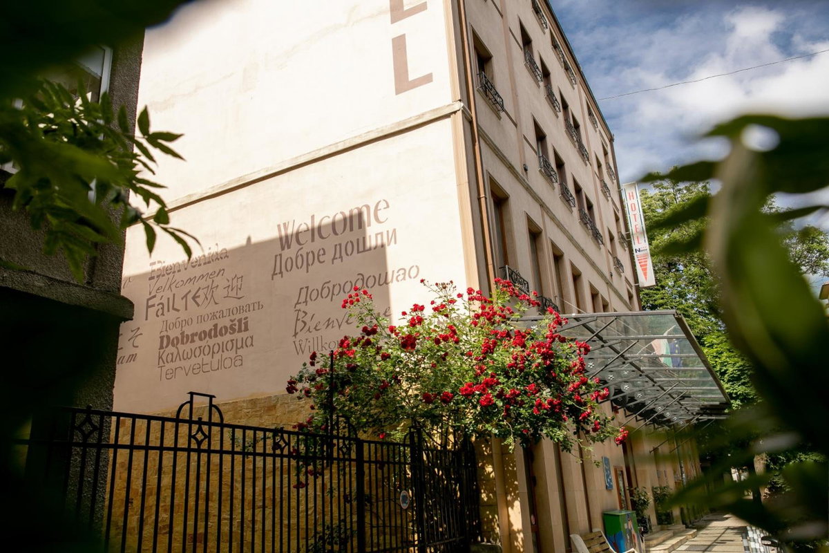 Отель · Hotel Niky, Sofia