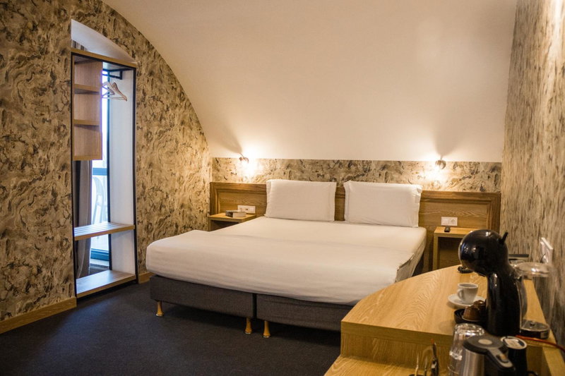 Budapest Hotel - Free Parking, Sofia, Bulgaria