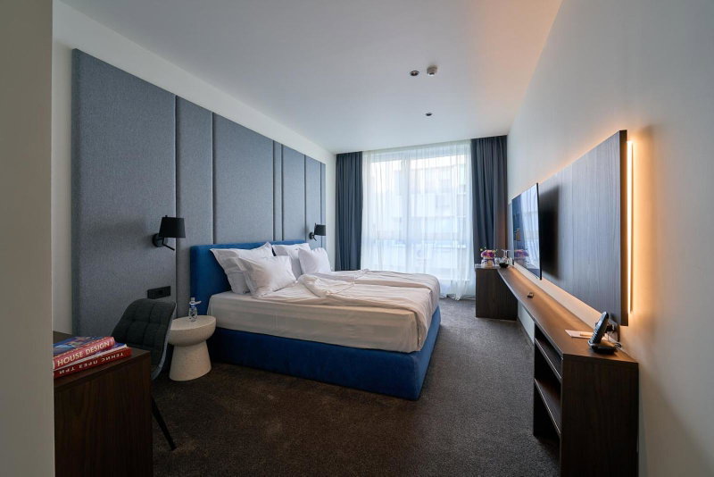 Adella Boutique Hotel - Free Secured Parking, Sofia, Болгария