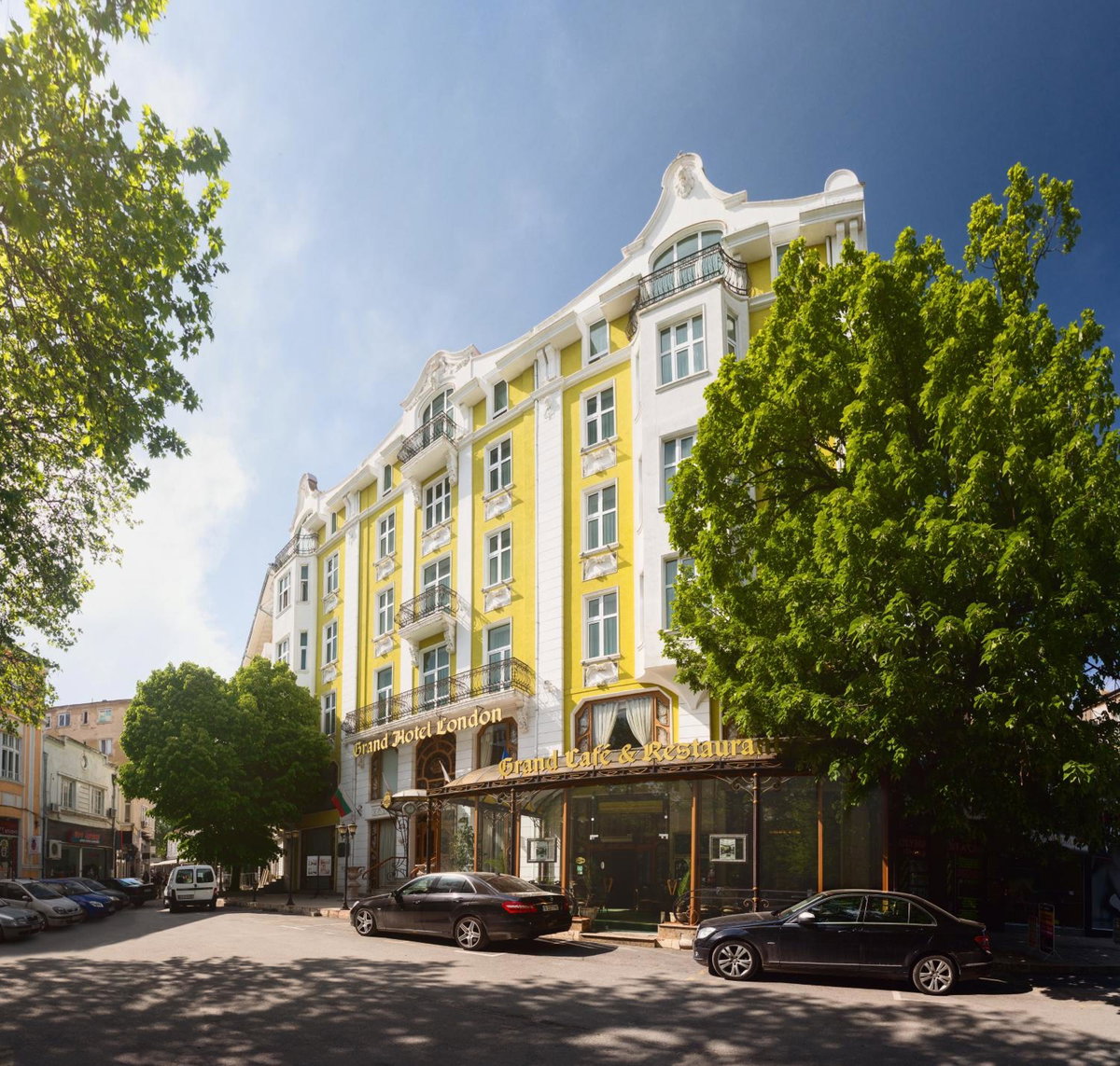 Hotel · Grand Hotel London, Varna