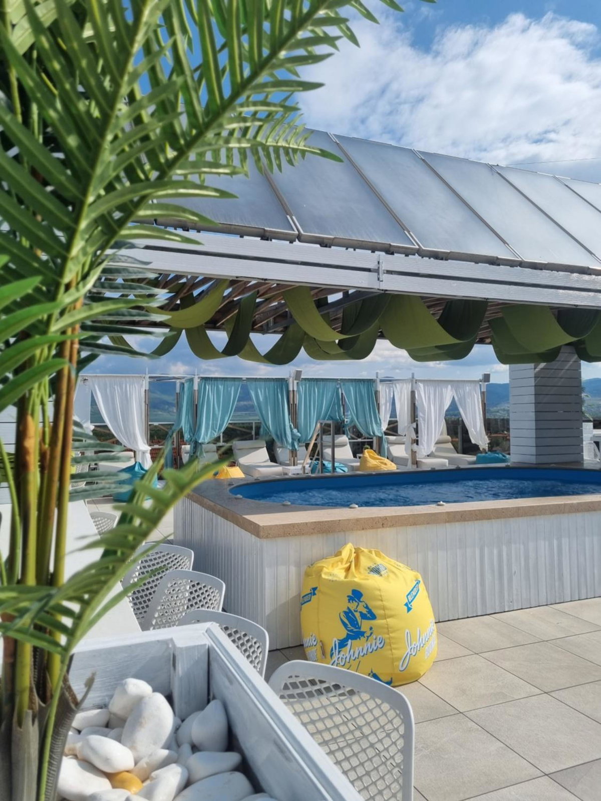 Hotel · 103 Degrees Hotel & Spa, Dupnitsa