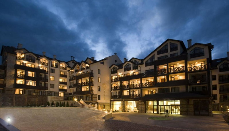 Private Apartment in Premier Mountain Luxury Resort, Bansko, Болгария