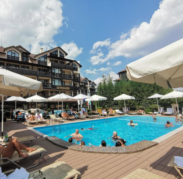 Private Apartment in Premier Mountain Luxury Resort, Bansko, Болгария
