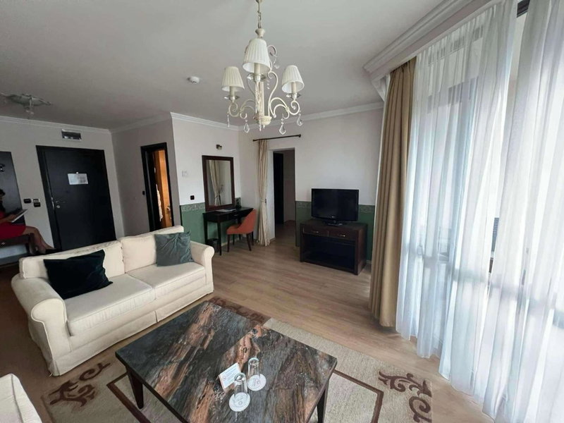 Private Apartment in Premier Mountain Luxury Resort, Bansko, Болгария