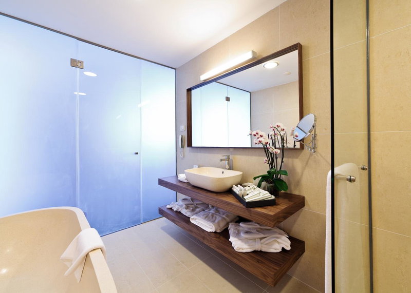 Lighthouse Golf & Spa Hotel - Mineral Pools, Premium All Inclusive, SPA & Beach Access, Free Parking, Balchik, Bulgaria