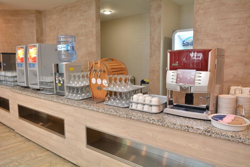Royal Grand Hotel and Spa - All Inclusive and Free beach accsess, Kavarna, Болгария