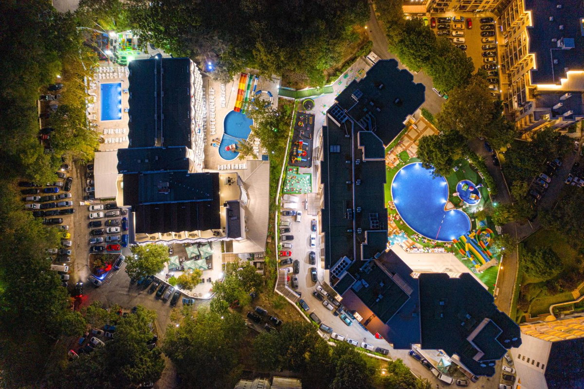 Hotel · Prestige Hotel and Aquapark - All inclusive, Varna